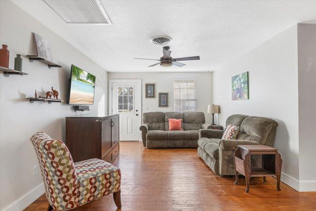 925 27th Avenue, Vero Beach, FL 32960