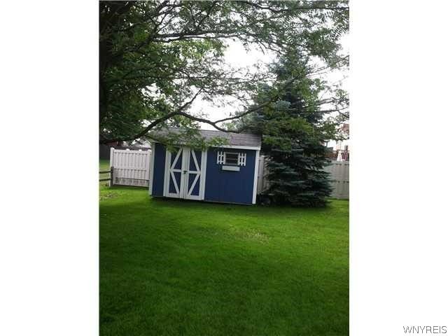 2208 Katherine Drive, Wheatfield, NY 14304