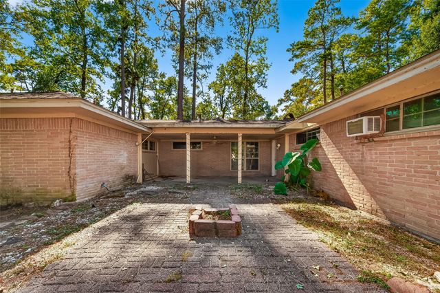 1810 Indian Shores Road, Crosby, TX 77532