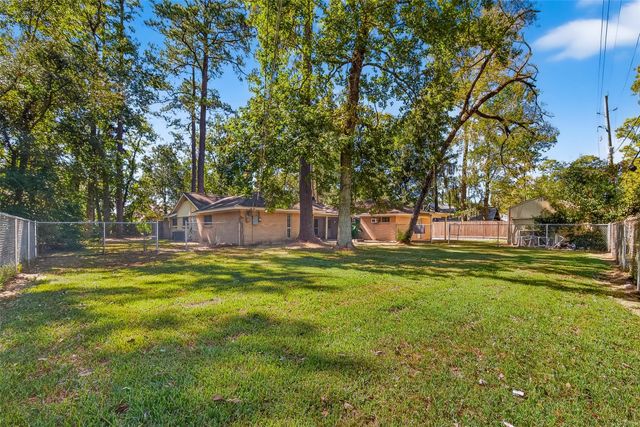 1810 Indian Shores Road, Crosby, TX 77532