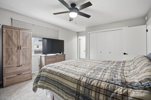 3701 Kennedy Drive, East Moline, IL 61244