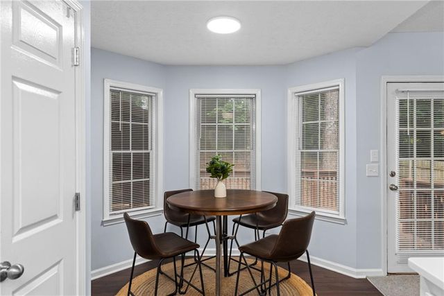 106 Hearthstone Drive, Woodstock, GA 30189