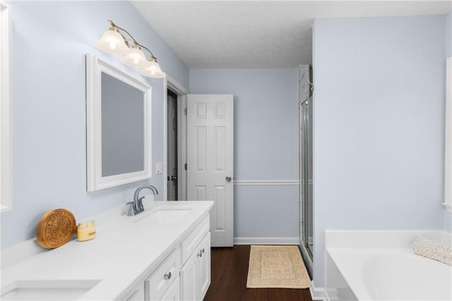 106 Hearthstone Drive, Woodstock, GA 30189