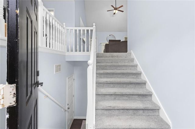 106 Hearthstone Drive, Woodstock, GA 30189