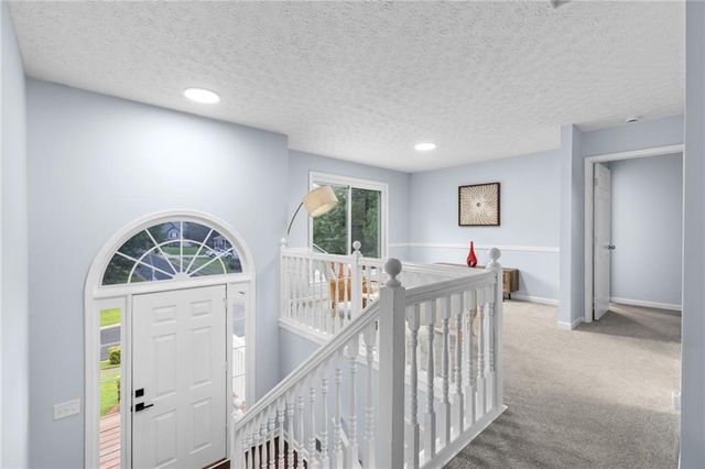 106 Hearthstone Drive, Woodstock, GA 30189