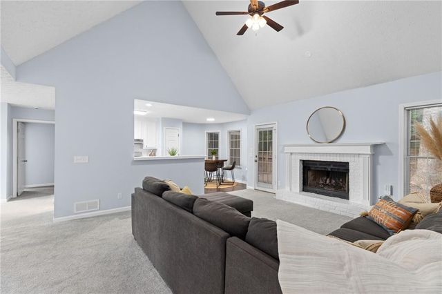 106 Hearthstone Drive, Woodstock, GA 30189