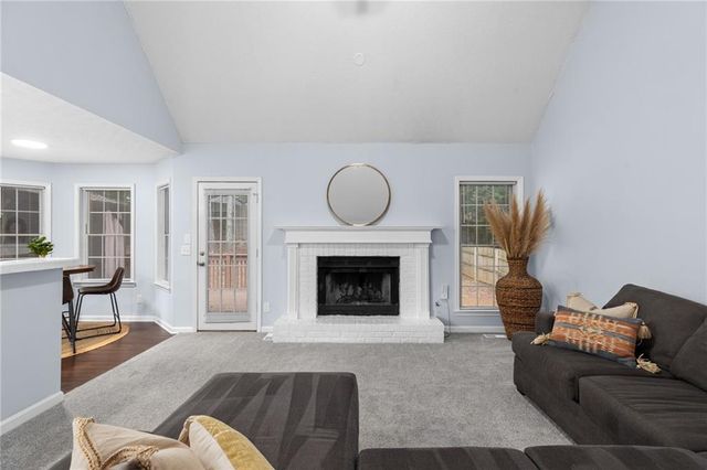 106 Hearthstone Drive, Woodstock, GA 30189