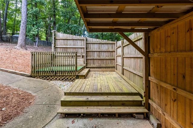 106 Hearthstone Drive, Woodstock, GA 30189