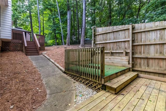 106 Hearthstone Drive, Woodstock, GA 30189
