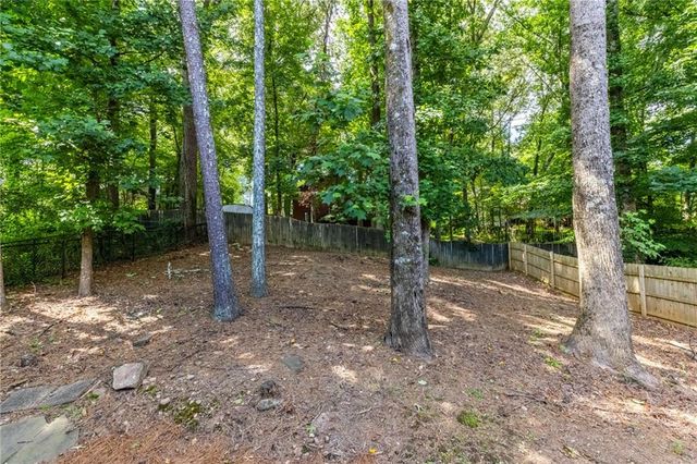 106 Hearthstone Drive, Woodstock, GA 30189
