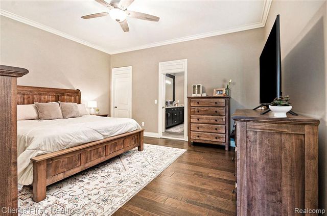 60975 Stonecrest Drive, Washington, MI 48094