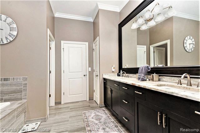 60975 Stonecrest Drive, Washington, MI 48094