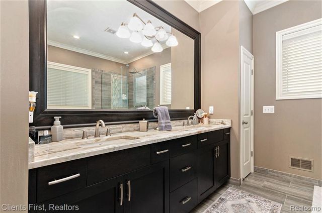 60975 Stonecrest Drive, Washington, MI 48094