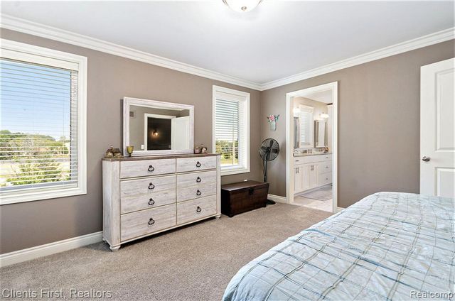 60975 Stonecrest Drive, Washington, MI 48094