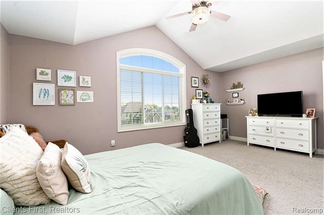 60975 Stonecrest Drive, Washington, MI 48094