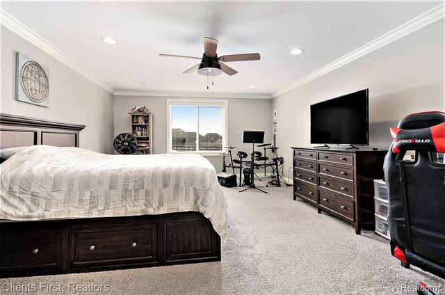 60975 Stonecrest Drive, Washington, MI 48094