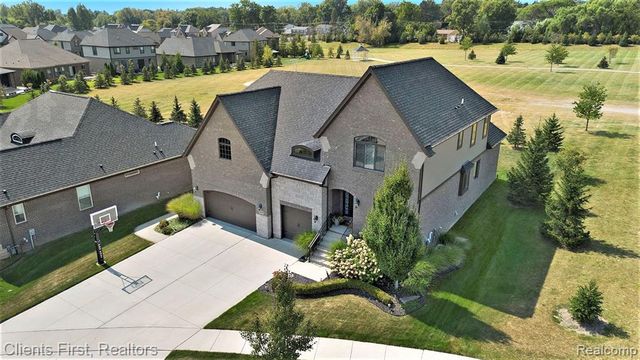 60975 Stonecrest Drive, Washington, MI 48094