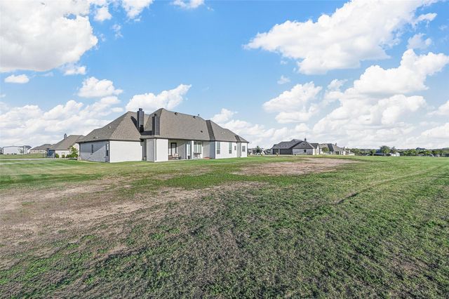129 Southern Court, Springtown, TX 76082