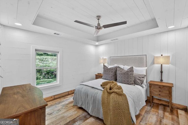 50 River Street, Blue Ridge, GA 30513