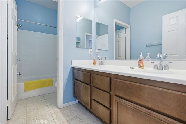 40741 Oakmont Court, Palmdale, CA 93551