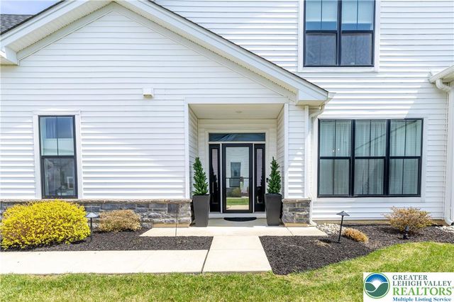 6922 Cedar Drive, East Allen Twp, PA 18014