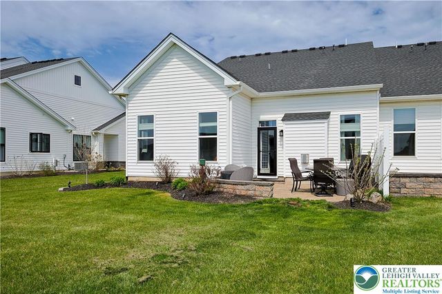 6922 Cedar Drive, East Allen Twp, PA 18014