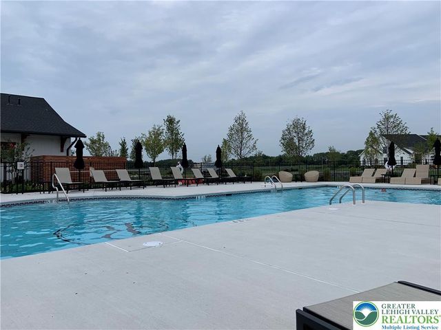 6922 Cedar Drive, East Allen Twp, PA 18014
