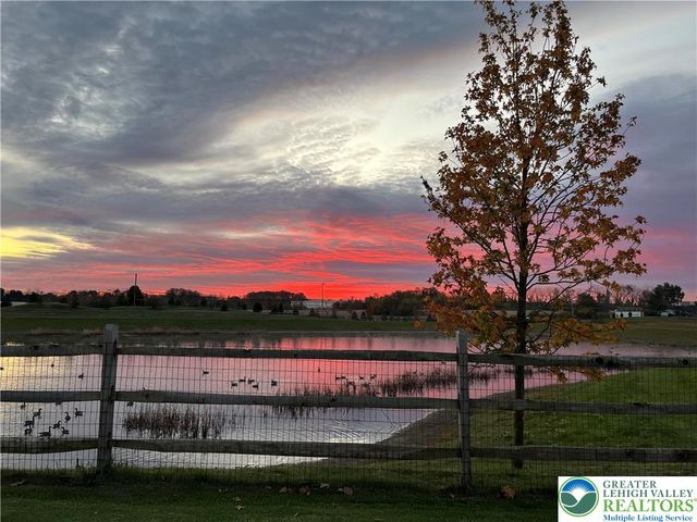 6922 Cedar Drive, East Allen Twp, PA 18014