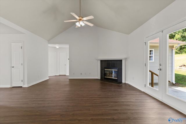 176 Hollington Drive NE, Huntsville, AL 35811