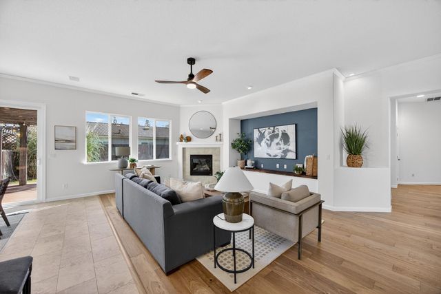 10300 Nick Way, Elk Grove, CA 95757