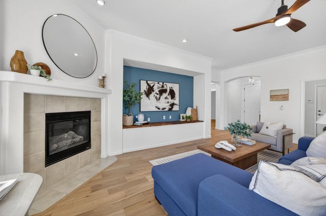 10300 Nick Way, Elk Grove, CA 95757