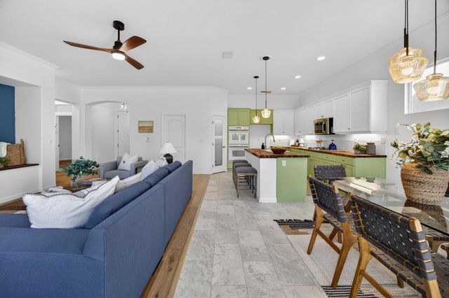 10300 Nick Way, Elk Grove, CA 95757