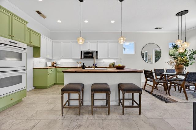 10300 Nick Way, Elk Grove, CA 95757