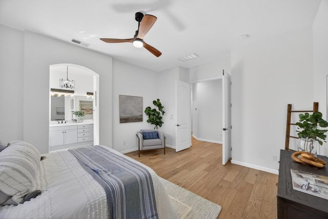 10300 Nick Way, Elk Grove, CA 95757