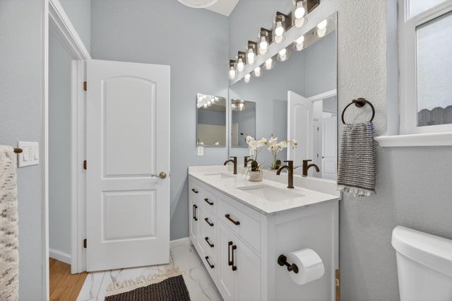 10300 Nick Way, Elk Grove, CA 95757