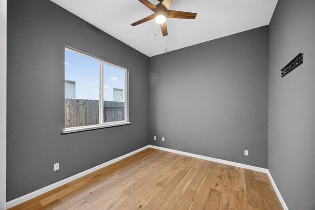 10300 Nick Way, Elk Grove, CA 95757