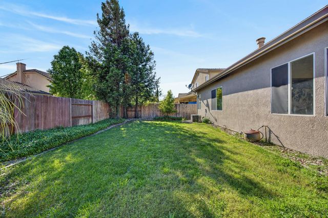 10300 Nick Way, Elk Grove, CA 95757