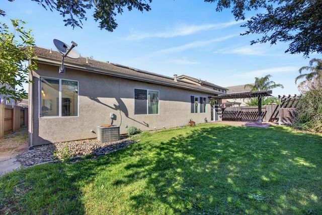 10300 Nick Way, Elk Grove, CA 95757