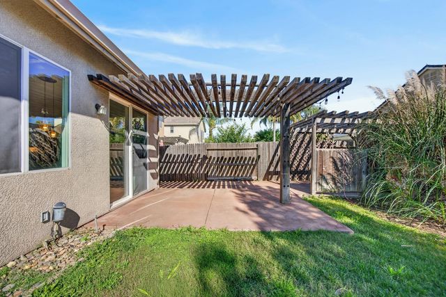 10300 Nick Way, Elk Grove, CA 95757