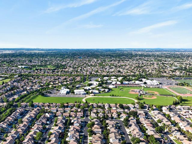 10300 Nick Way, Elk Grove, CA 95757