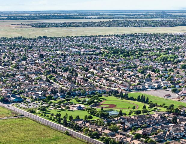 10300 Nick Way, Elk Grove, CA 95757