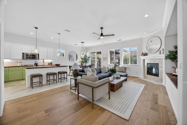 10300 Nick Way, Elk Grove, CA 95757