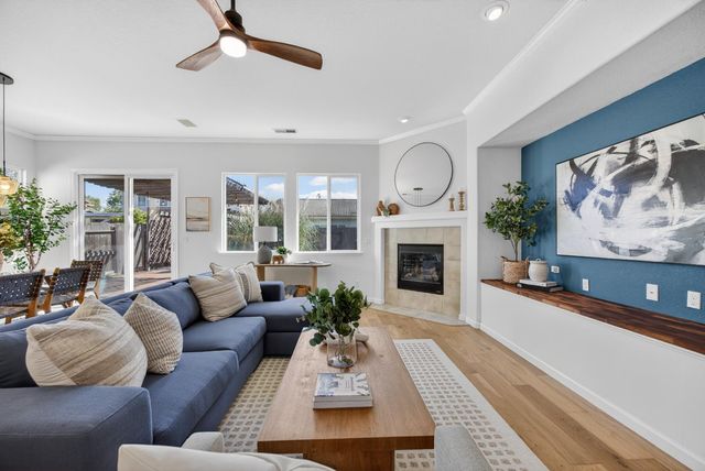 10300 Nick Way, Elk Grove, CA 95757