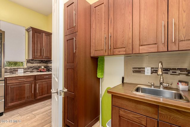 6505 W WILLOW Way, Florence, AZ 85132