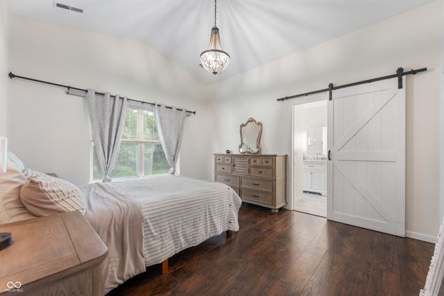 3572 Laureate Court N, Indianapolis, IN 46214