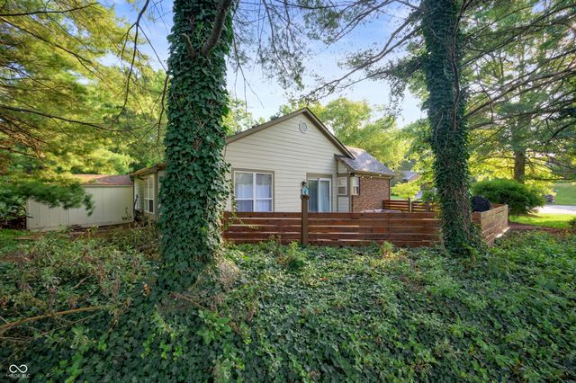 3572 Laureate Court N, Indianapolis, IN 46214