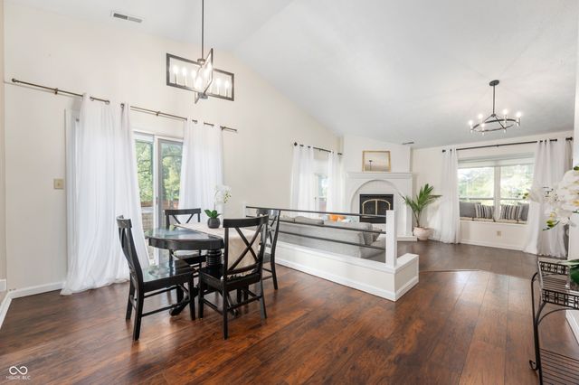 3572 Laureate Court N, Indianapolis, IN 46214
