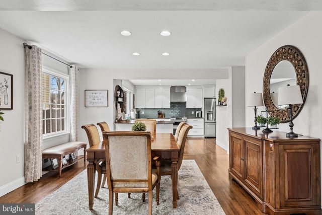 116 FOX CHASE LN, Cherry Hill, NJ 08034