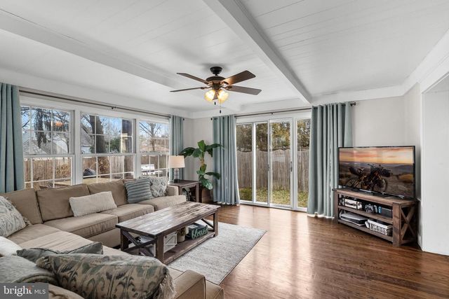 116 FOX CHASE LN, Cherry Hill, NJ 08034