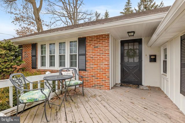 116 FOX CHASE LN, Cherry Hill, NJ 08034